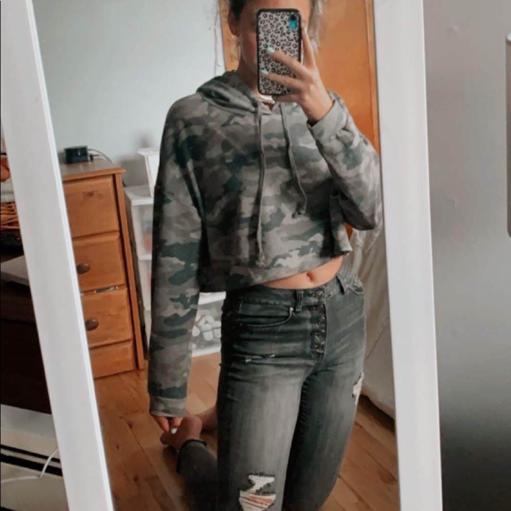 Cropped Camo Long Sleeve Top